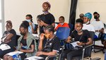 Junge Aktivist:innen bei einem motivierenden Kurs von Medica Liberia